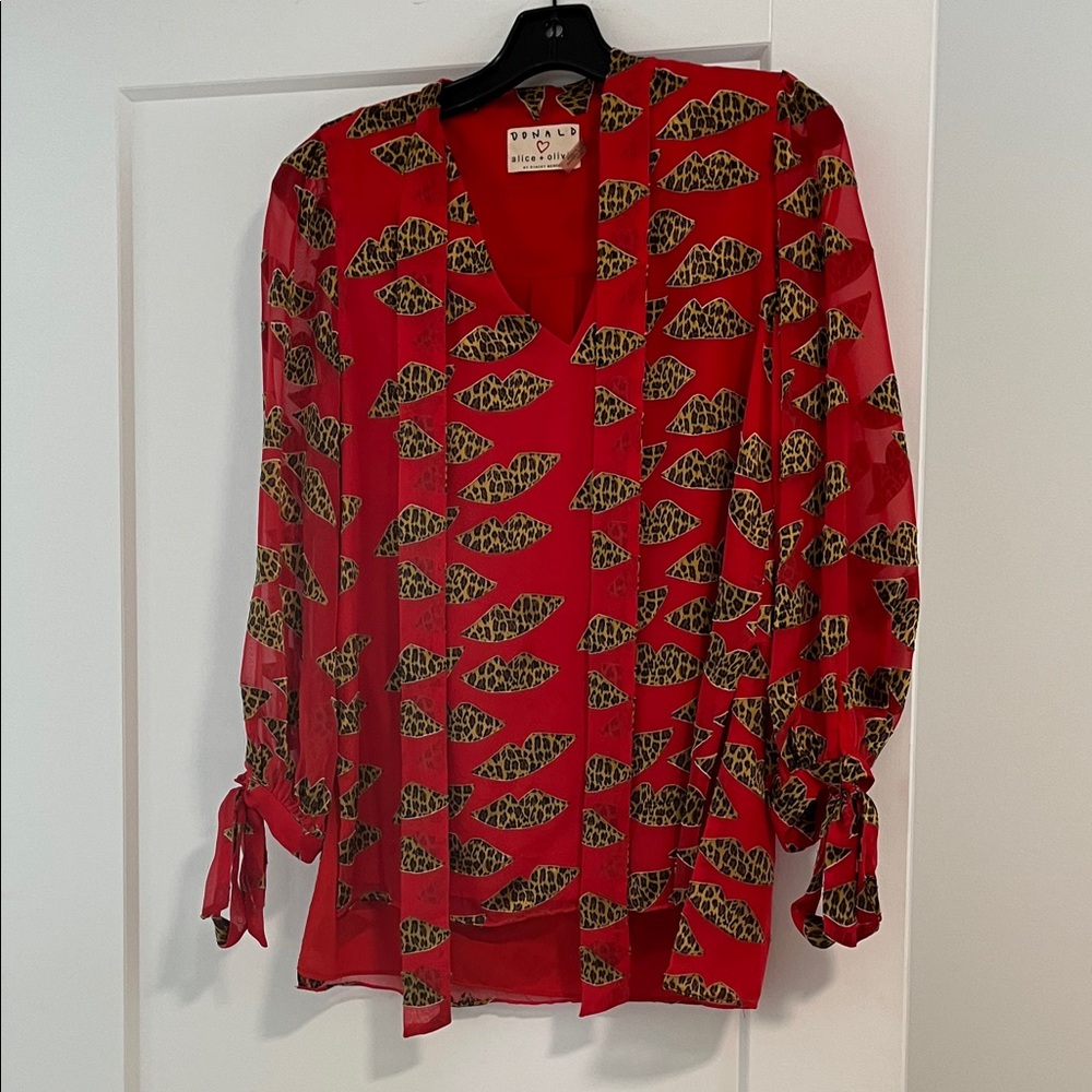 Alice + Olivia blouse